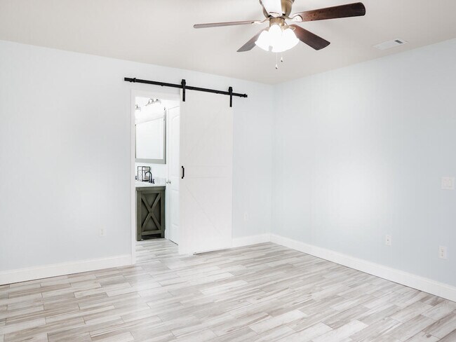 Building Photo - 8261 Sierra St