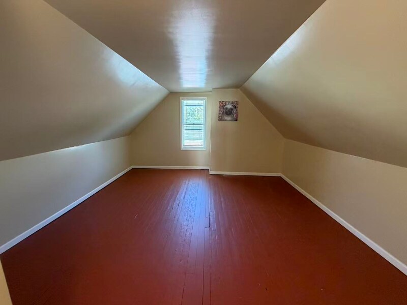 Building Photo - 1920 Middle St