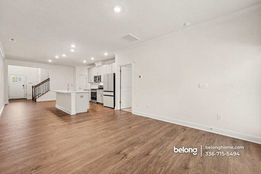 Building Photo - 2131 Cherry Top Dr