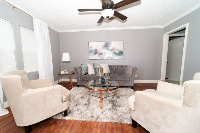 Primary Photo - 1502 Acacia Dr