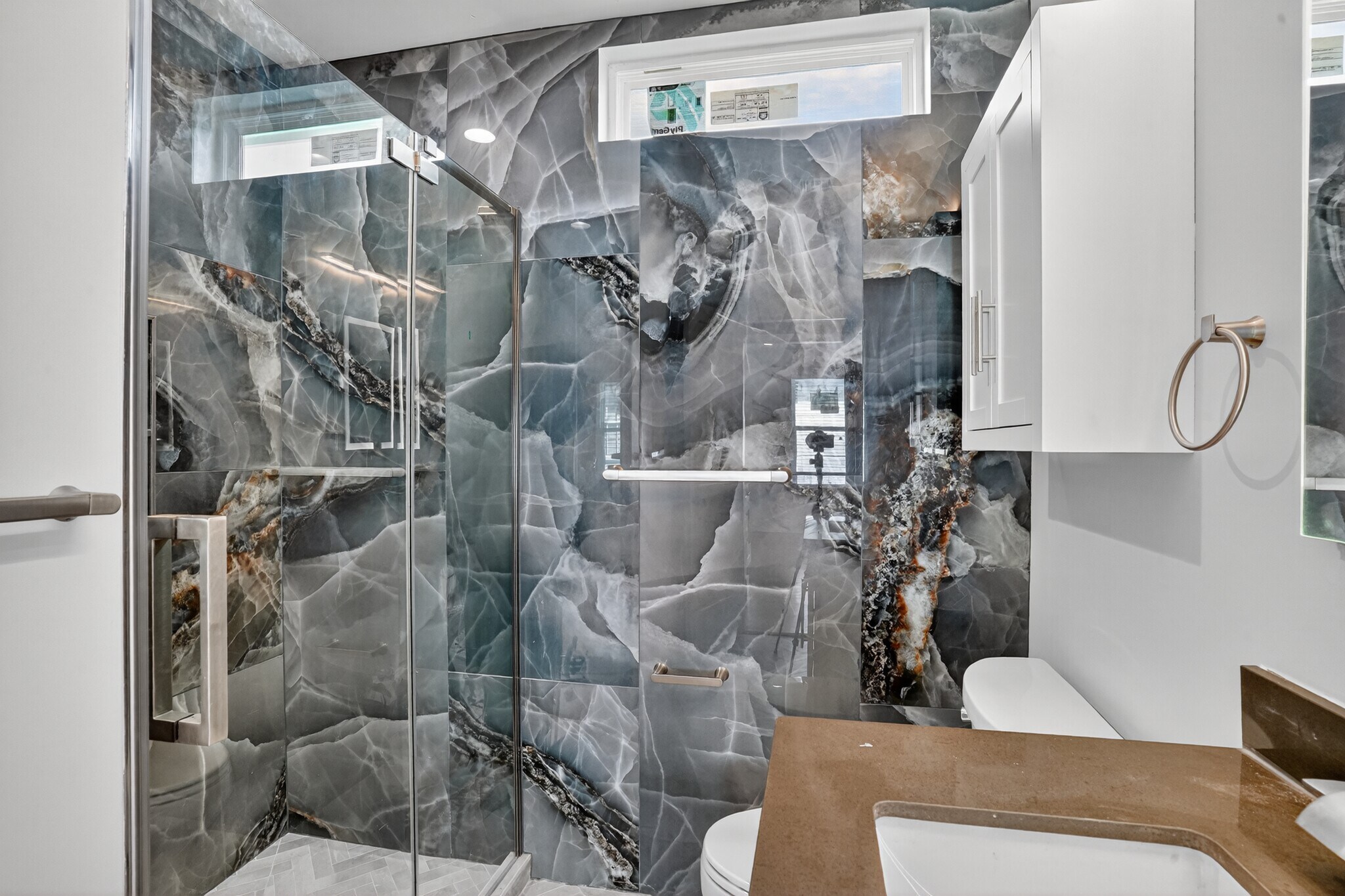 Building Photo - 2825 Cherry St