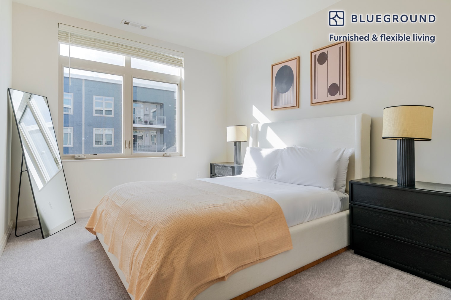 Building Photo - 36 River St