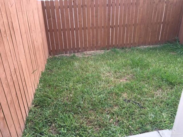 Building Photo - 13 West Dr