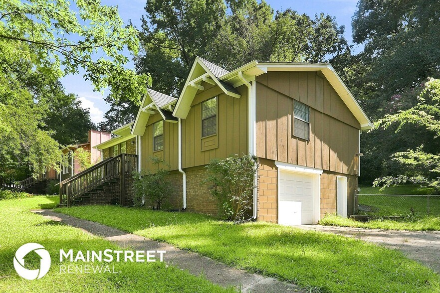 Building Photo - 5057 Oak Leaf Cir
