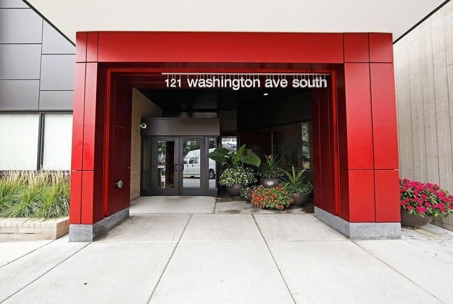 Building Photo - 121 Washington Ave S