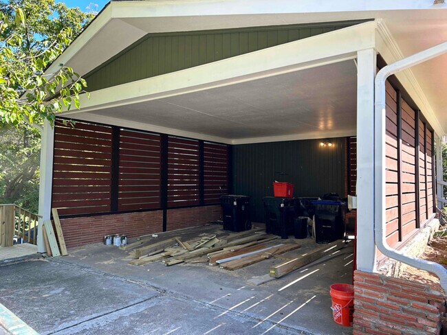 Building Photo - 1201 Old Cannons Ln