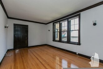 Building Photo - 3620 North Marshfield-1C