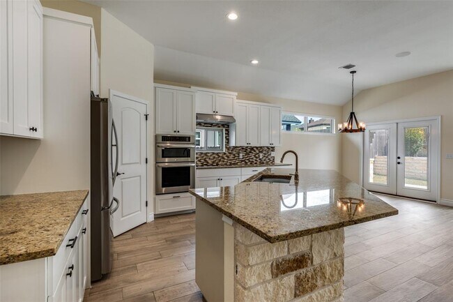 Building Photo - 156 Greg Ln