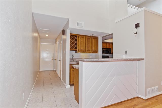 Building Photo - 7450 Holly Hill Dr