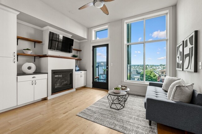 Building Photo - Portal Condominiums ~ Queen Anne