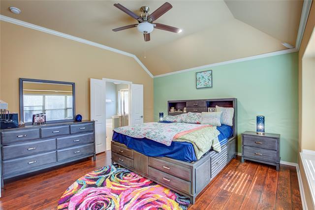 Building Photo - 2472 Deerwood Dr