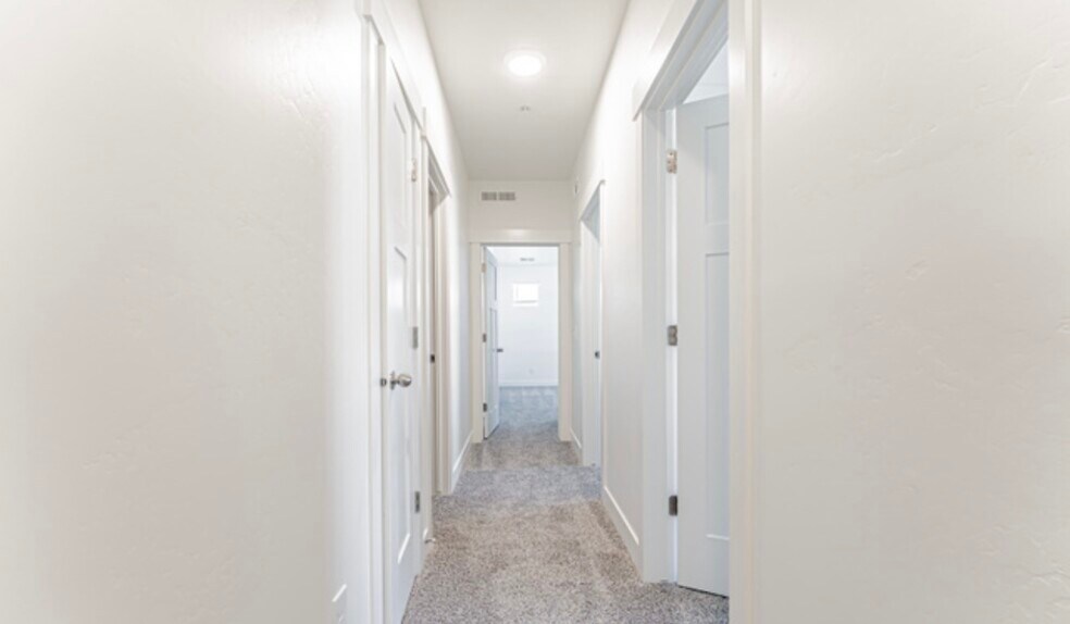 Building Photo - 4718 W Neill Ln