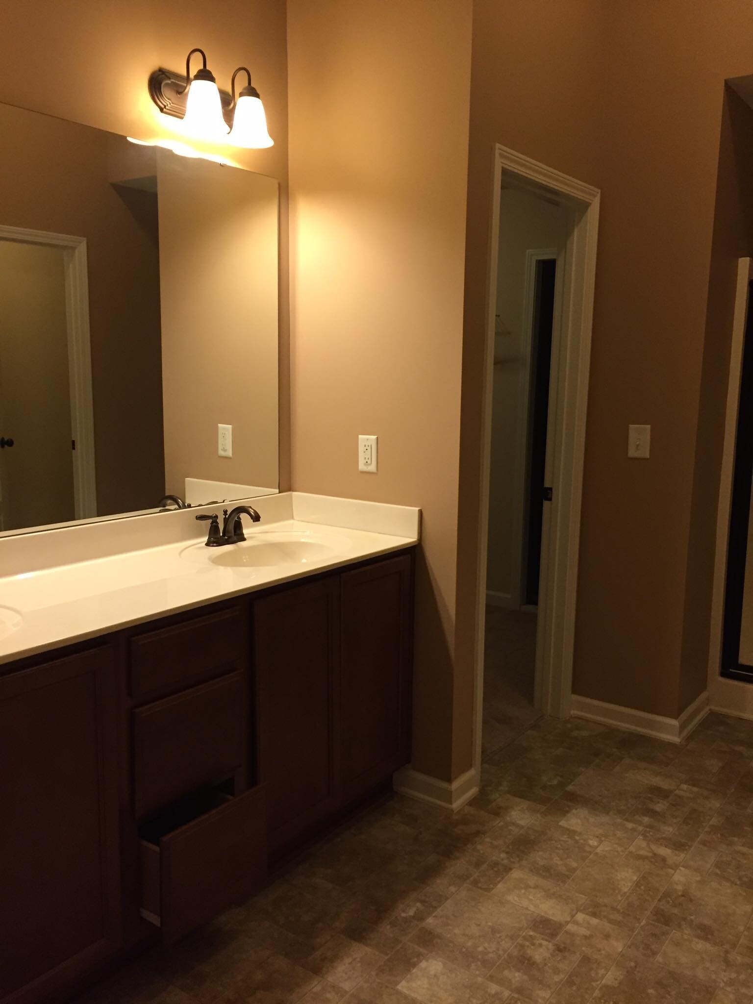 master bathroom - 100 Pine Lakes Drive