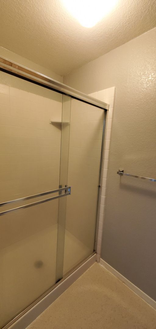 Building Photo - Modesto Copper Creek Gated Community Beaut...