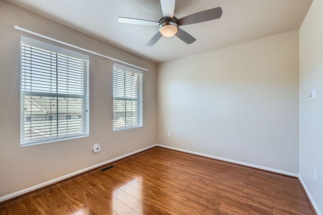Building Photo - Evolve Real Estate: Available Immediately!...