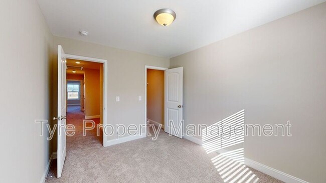 Building Photo - 2632 Sailor Rose Ln