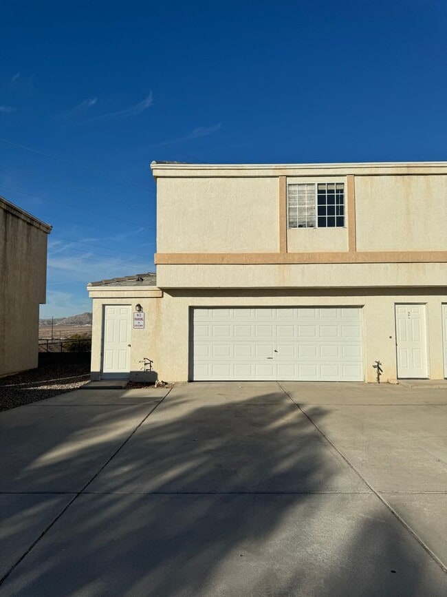 Building Photo - 1 bedroom 1 bath - Apartment Near Casinos with Attached Garage