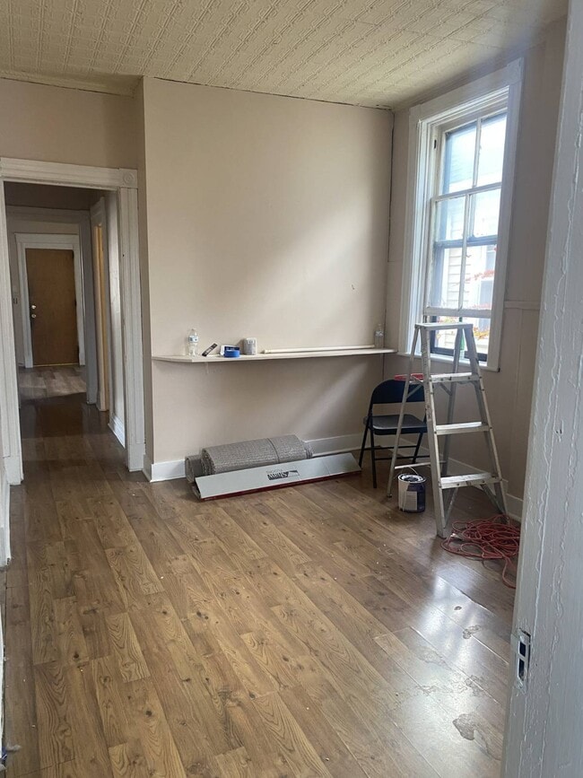 Building Photo - 169 7th Ave