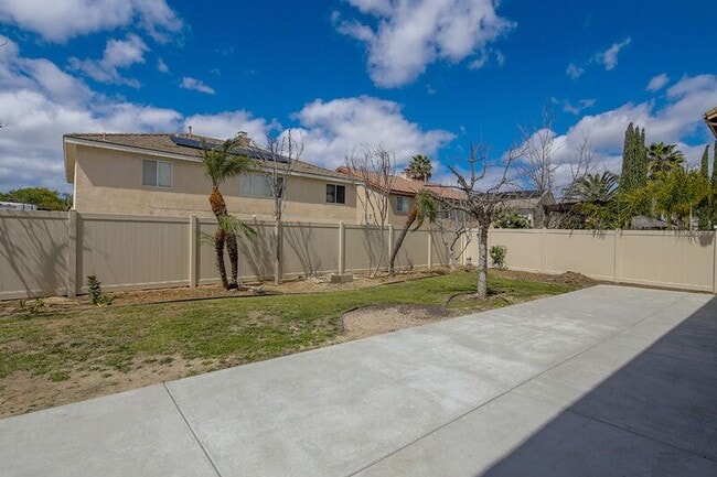 Building Photo - 26400 Castle Ln