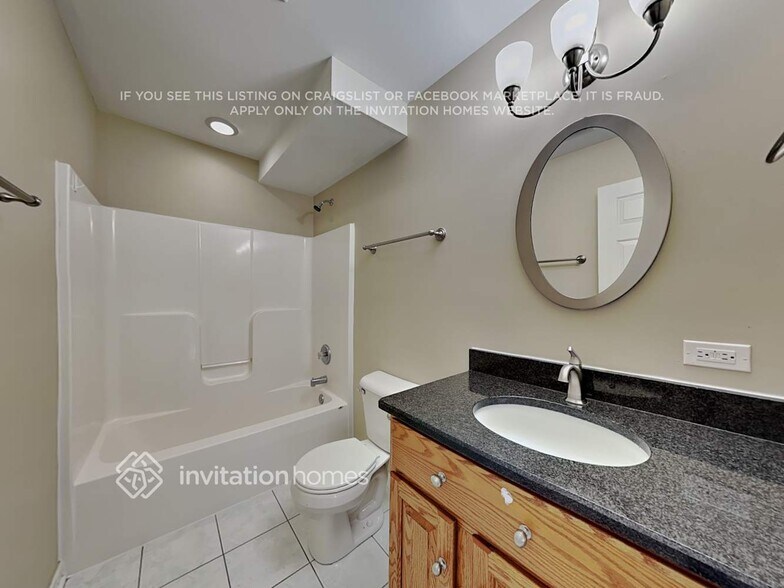 Building Photo - 29835 Bayshore Dr