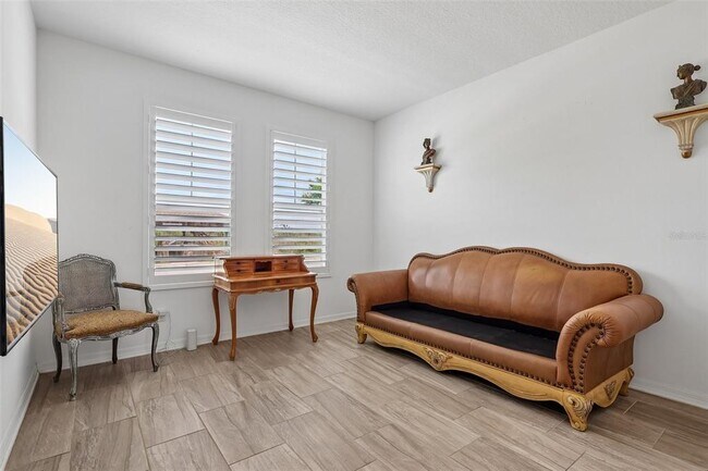 Building Photo - 343 Blue Cypress Dr