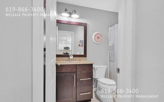 Building Photo - 510 Camino De La Reina