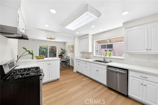 Building Photo - 7552 Thousand Oaks Dr