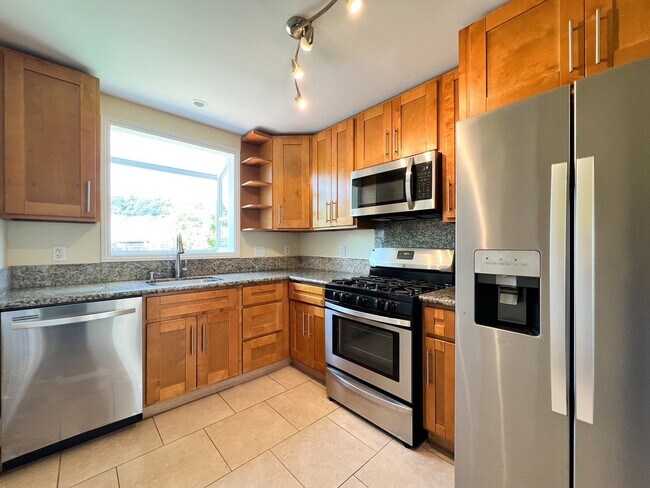 Building Photo - Charming Westwood Cottage in the Heart of Napa