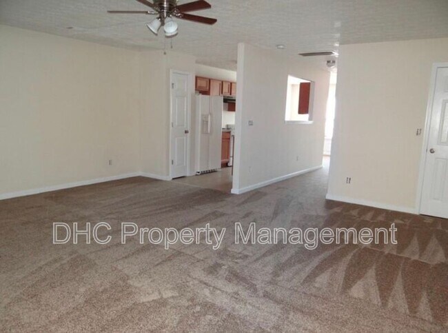 Building Photo - 2812 Vining Ridge Terrace