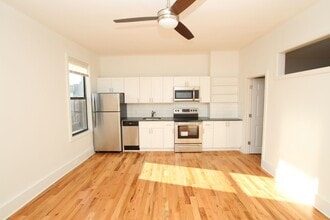 Building Photo - 454 E Girard Ave