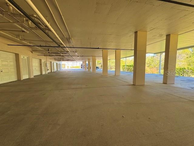 Building Photo - 6251 Shoreline Dr