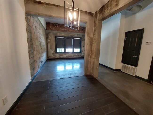 Building Photo - 6819 Avenue C