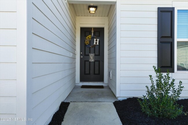 Building Photo - 12581 Creekside Mnr Dr