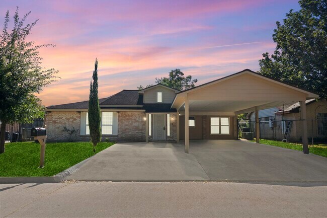 Building Photo - 4114 Connorvale Rd