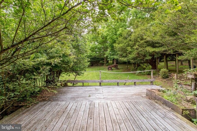 Building Photo - 3115 Gallows Hill Rd