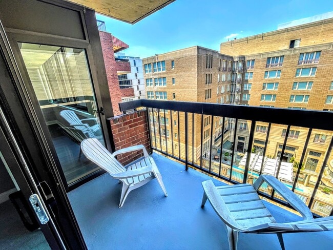 Building Photo - 1140 23rd St NW