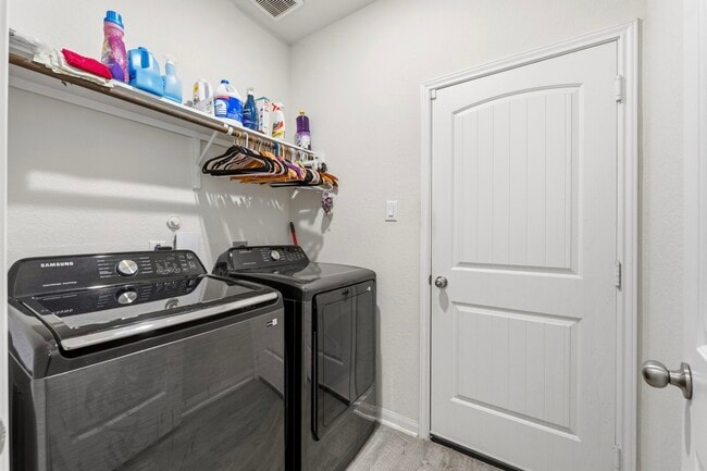Building Photo - 14228 Sedona Rdg Dr