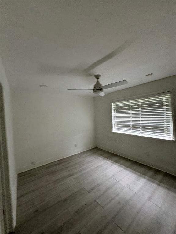 Building Photo - 3723 Westmeadow Dr
