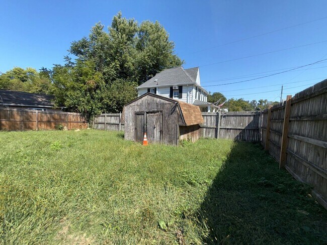 Building Photo - Beautiful Three-Bedroom Home In Baltimore