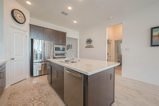 Building Photo - 1838 Smithers Landing Dr