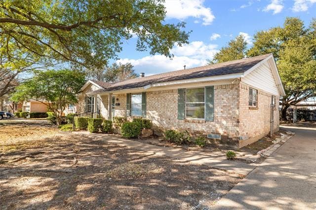 Building Photo - 2927 Eric Ln