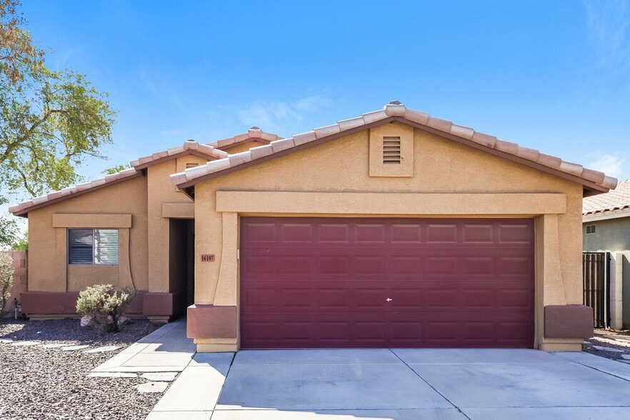 Primary Photo - 16107 W Adams St