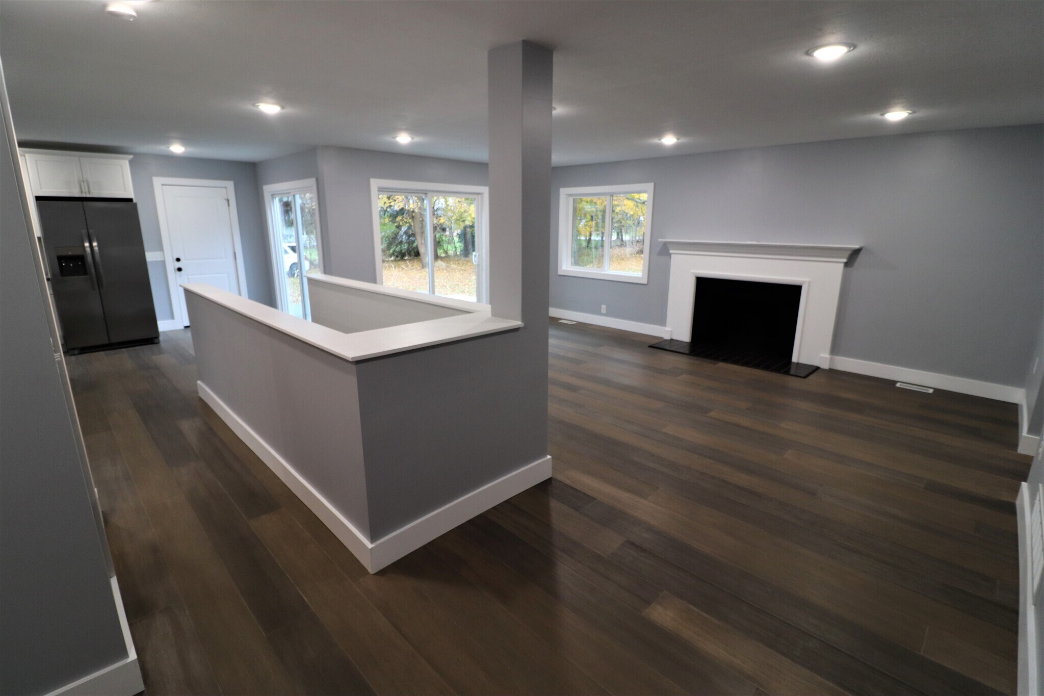 Building Photo - 5041 Medina Rd