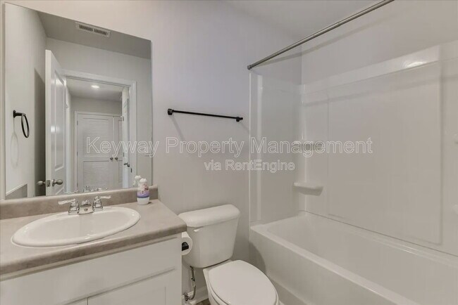 Building Photo - 930 Quaint Parish Cir