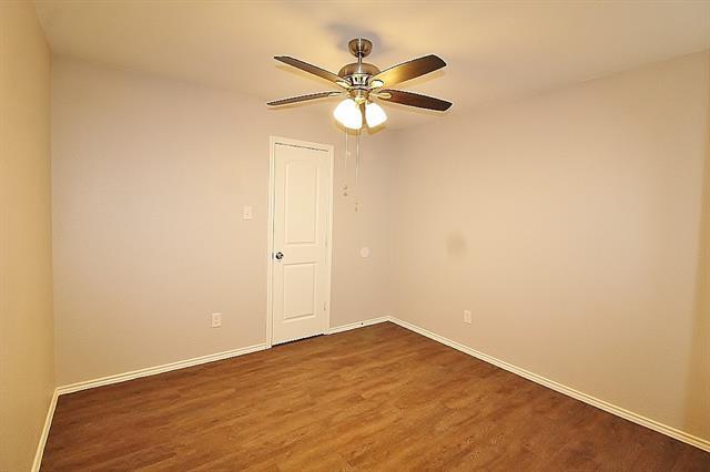 Building Photo - 6620 S Creek Dr