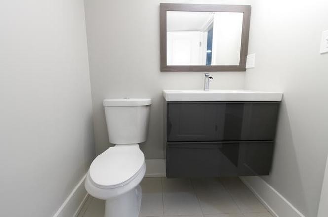 Upstairs bath - 2218 Lawndale Ave