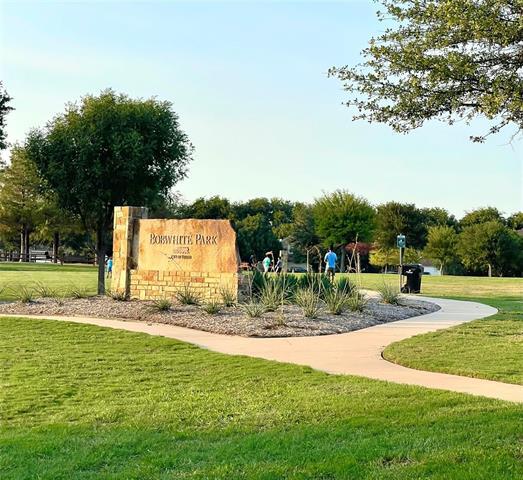 Building Photo - 11490 La Grange Dr