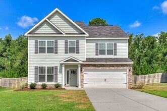 Building Photo - 140 Pebble Ln