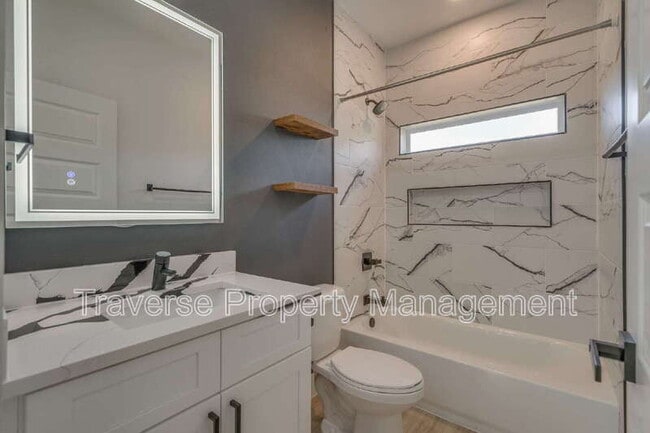 Building Photo - 3707 Penelope St