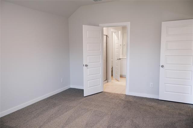 Building Photo - 4000 Falcon Dr